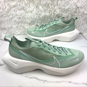 Nike Vista Lite Pistachio Green & White Womens Size 12